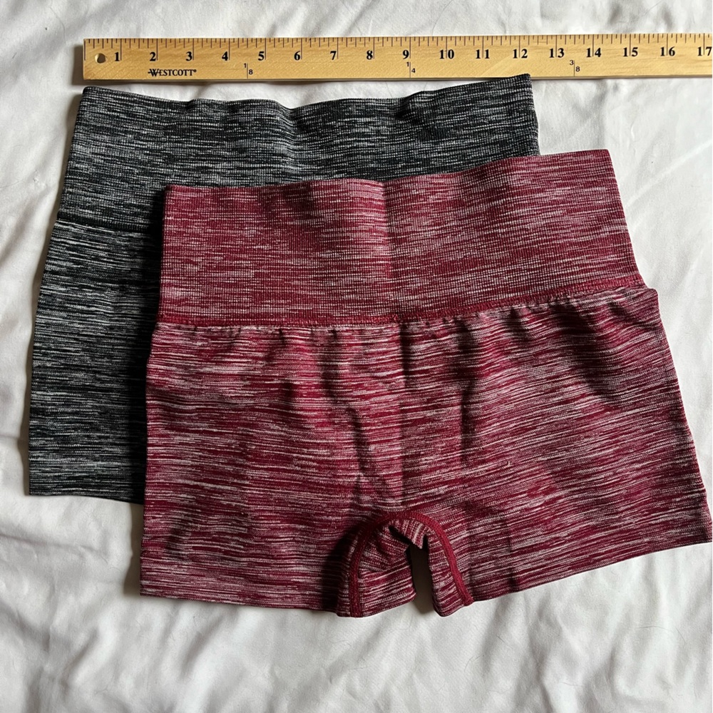 2️⃣High waisted gym short set!